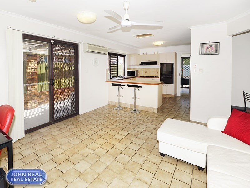 1 Sandringham Court, Kippa-ring QLD 4021