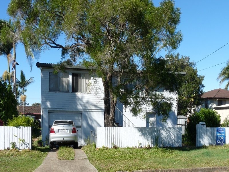 4 McCosker Street, Kippa-ring QLD 4021