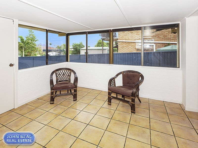28 Houghton Avenue, Redcliffe QLD 4020
