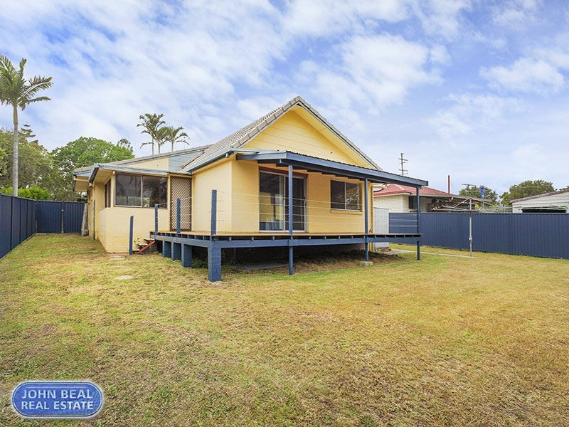 28 Houghton Avenue, Redcliffe QLD 4020