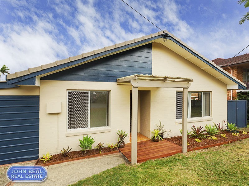 28 Houghton Avenue, Redcliffe QLD 4020