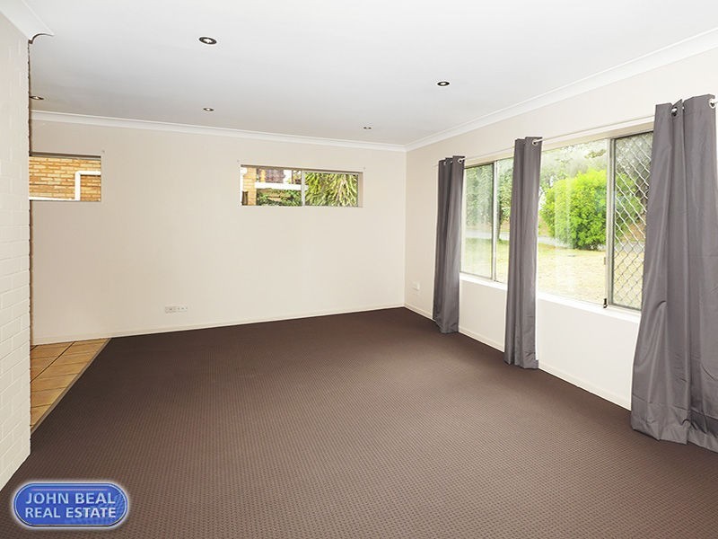 28 Houghton Avenue, Redcliffe QLD 4020