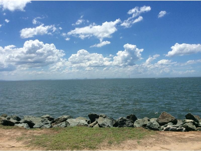 9 Valiant Court, Newport QLD 4020