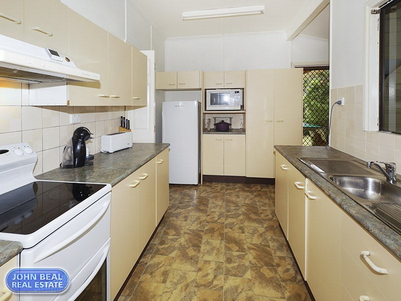 68 Georgina Street, Woody Point QLD 4019