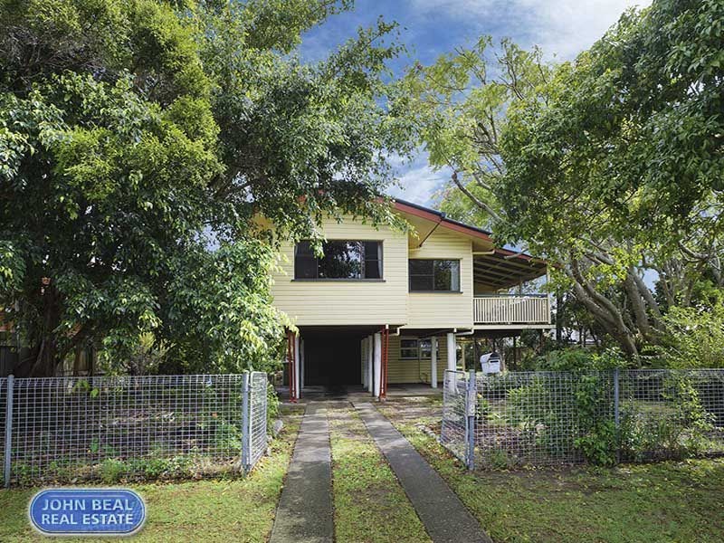 68 Georgina Street, Woody Point QLD 4019