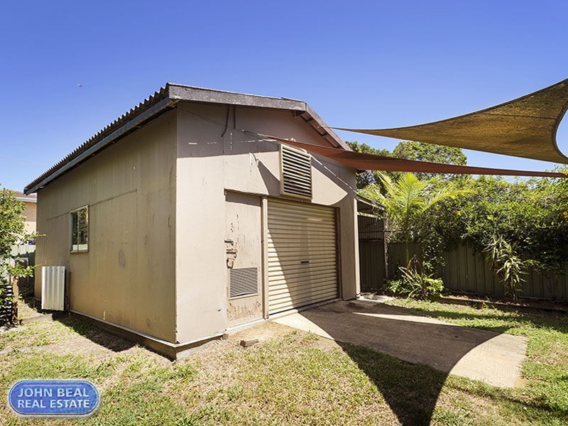 22 Longland Street, Redcliffe QLD 4020