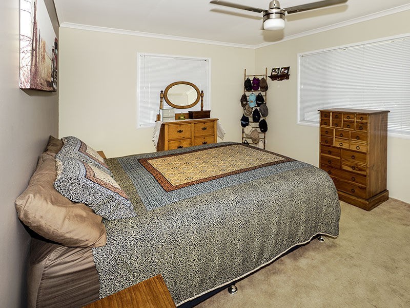 30 Porter Street, Redcliffe QLD 4020