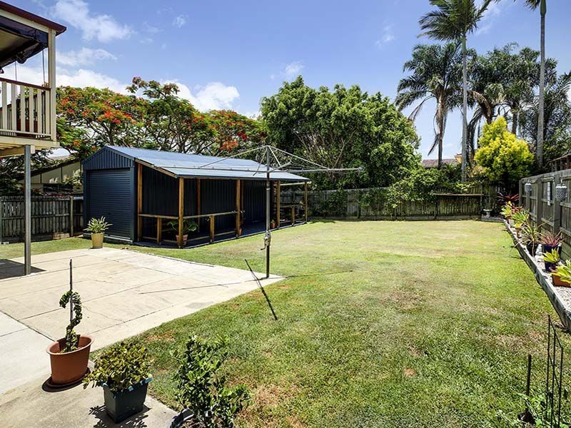 30 Porter Street, Redcliffe QLD 4020
