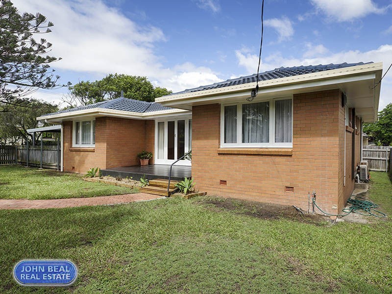 223 Scarborough Road, Scarborough QLD 4020