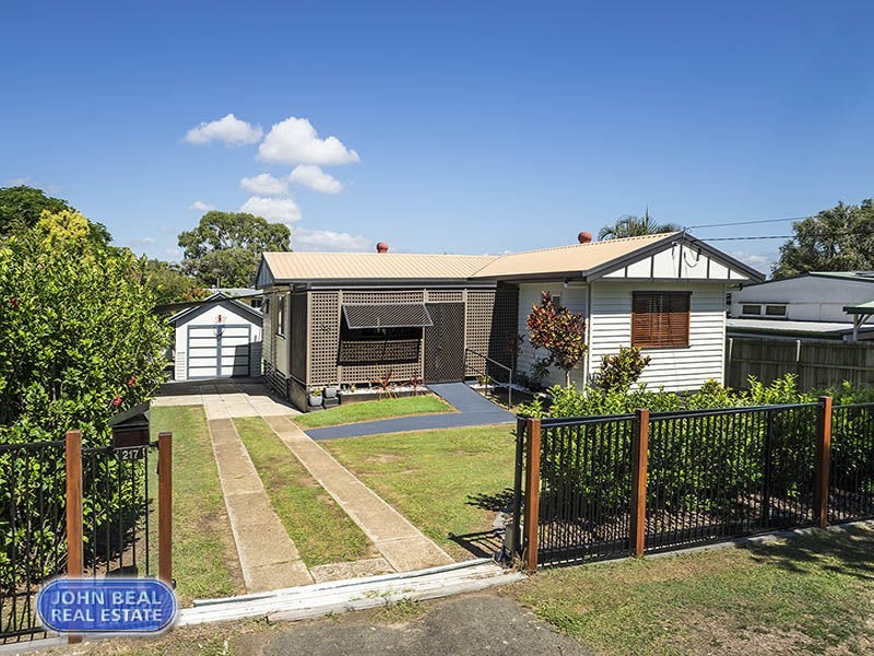 217 Scarborough Road, Scarborough QLD 4020
