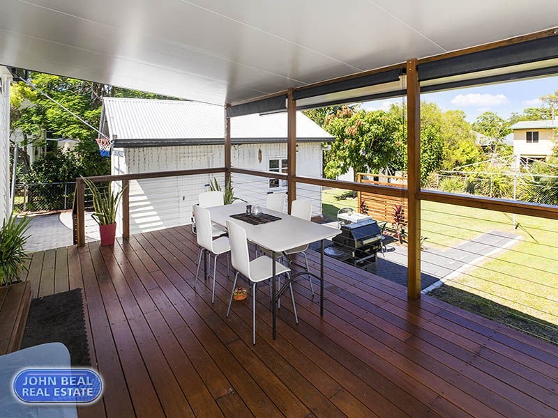 217 Scarborough Road, Scarborough QLD 4020