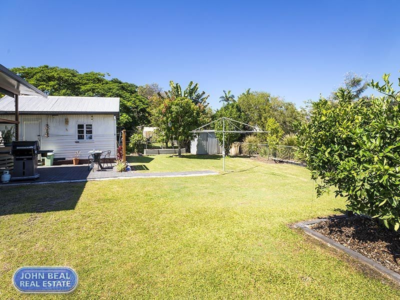 217 Scarborough Road, Scarborough QLD 4020