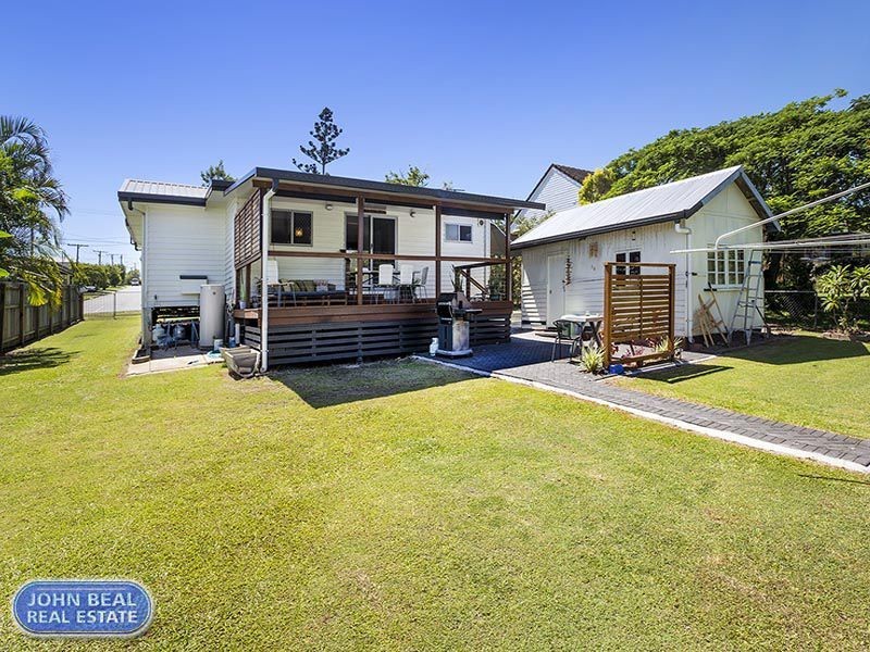 217 Scarborough Road, Scarborough QLD 4020