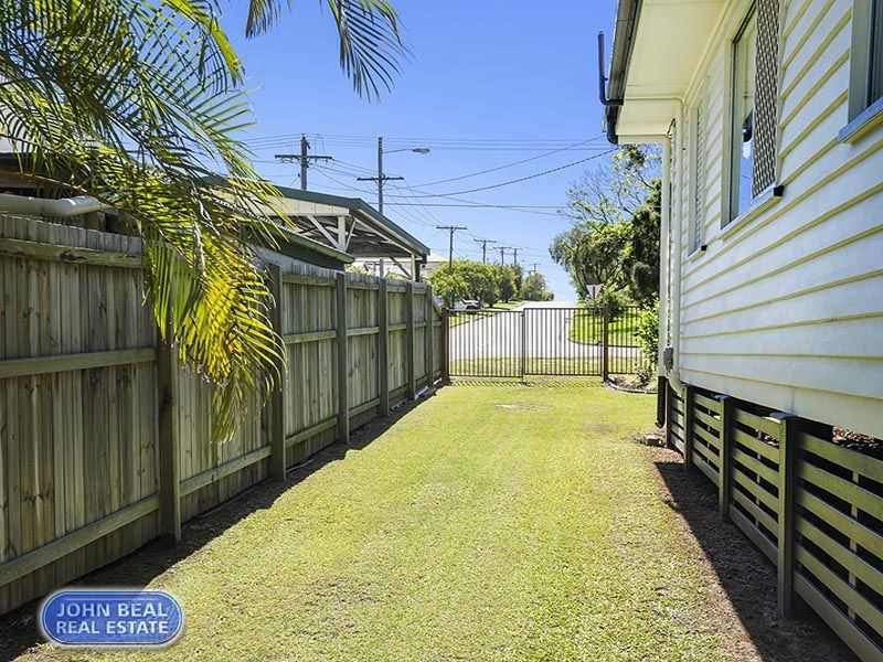 217 Scarborough Road, Scarborough QLD 4020