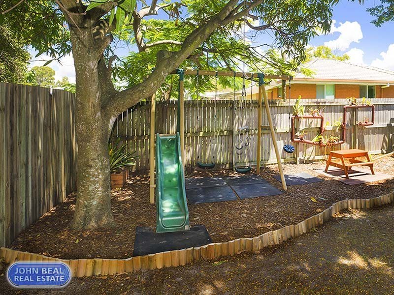 16 Simon Street, Deception Bay QLD 4508