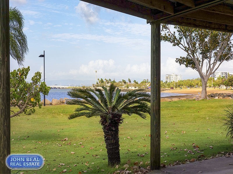 196 Hornibrook Esplanade, Woody Point QLD 4019