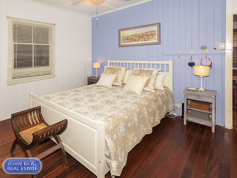 7 Grant Street, Redcliffe QLD 4020