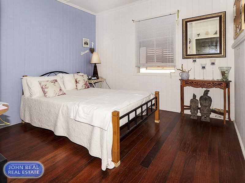 7 Grant Street, Redcliffe QLD 4020