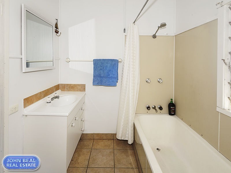 7 Grant Street, Redcliffe QLD 4020