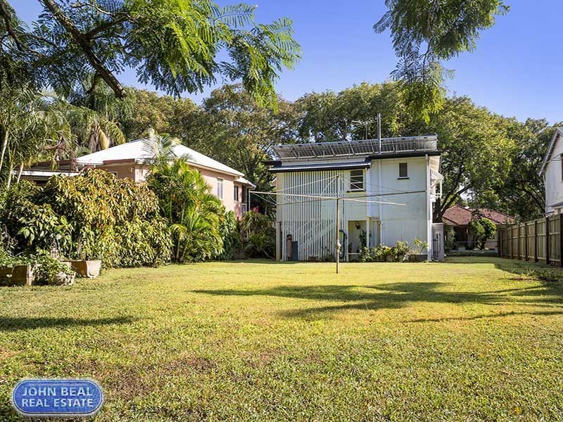 7 Grant Street, Redcliffe QLD 4020