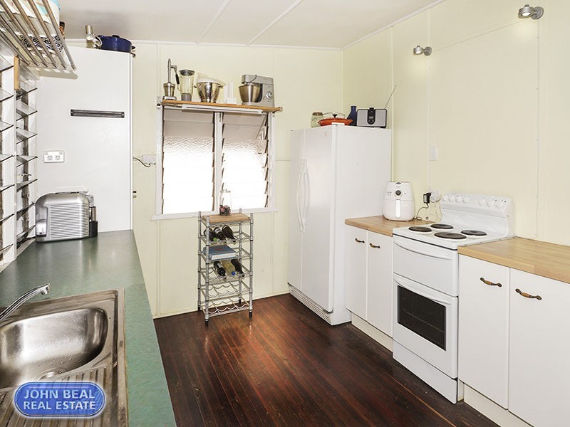 7 Grant Street, Redcliffe QLD 4020