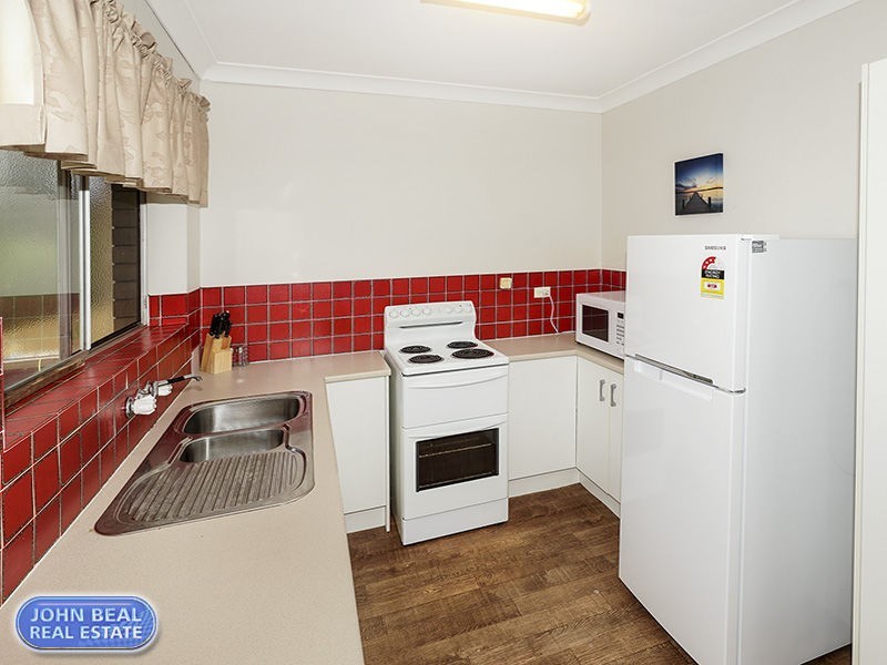 6/18 Arthur Street, Woody Point QLD 4019