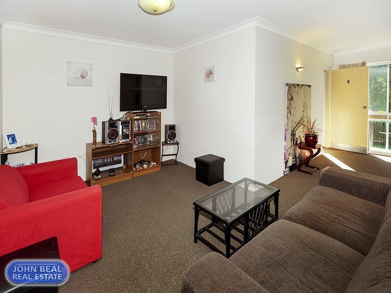 6/18 Arthur Street, Woody Point QLD 4019
