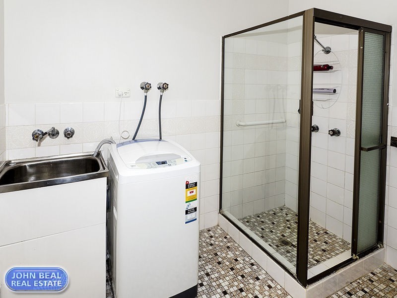 6/18 Arthur Street, Woody Point QLD 4019