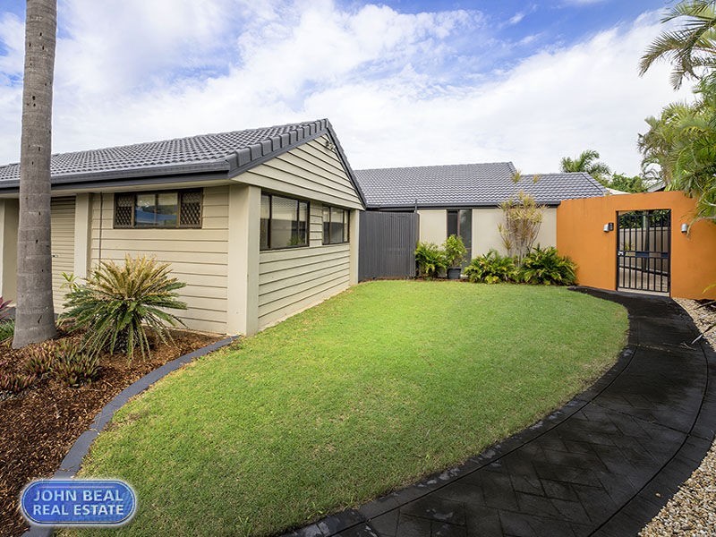33 Resolute Court, Newport QLD 4020
