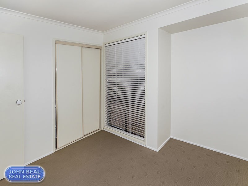 33 Resolute Court, Newport QLD 4020