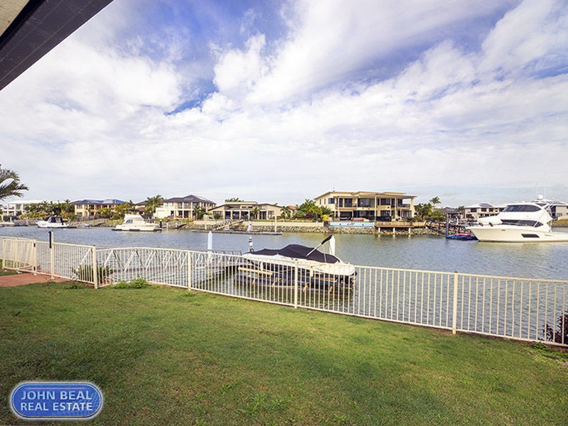 33 Resolute Court, Newport QLD 4020