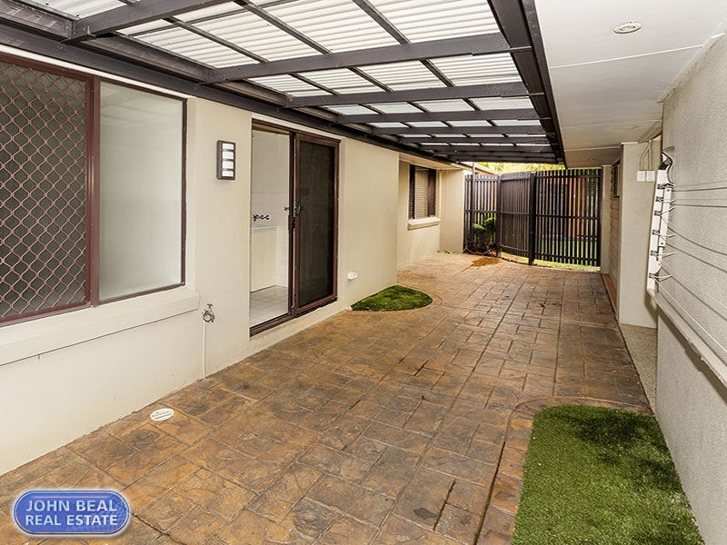 33 Resolute Court, Newport QLD 4020