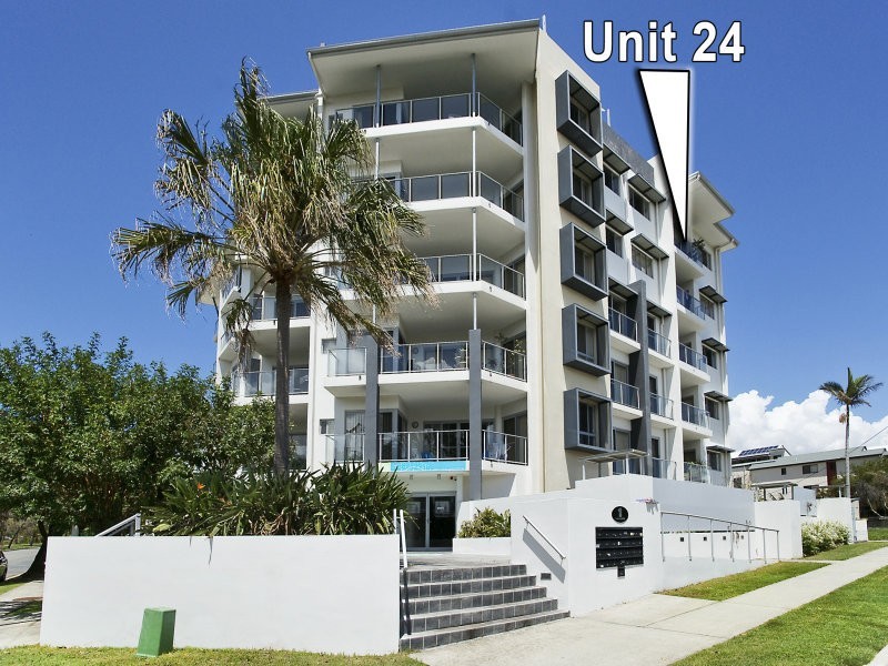 24/1 McNaughton Street, Redcliffe QLD 4020