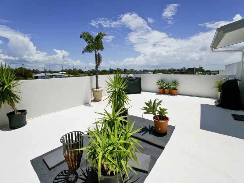 24/1 McNaughton Street, Redcliffe QLD 4020