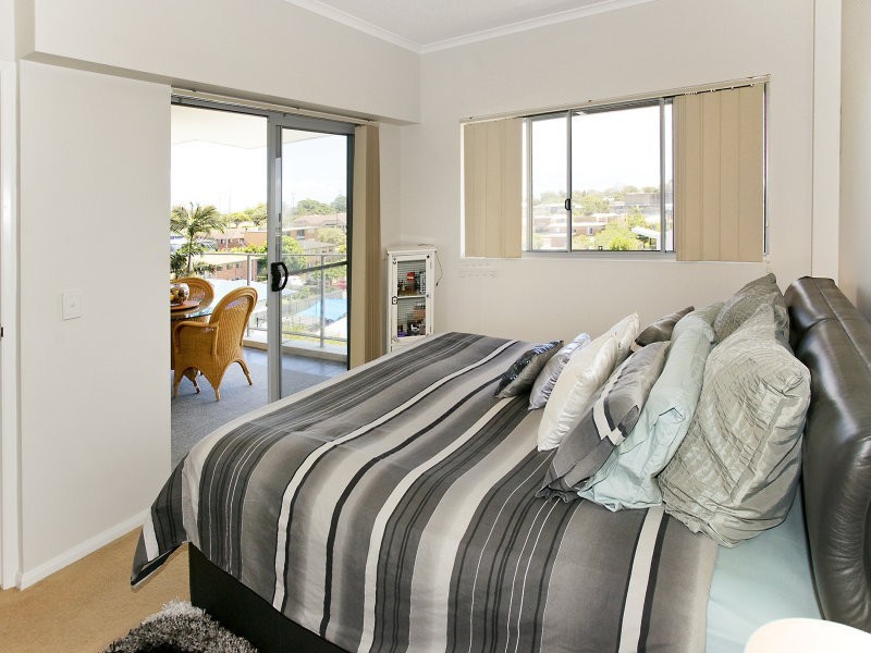 24/1 McNaughton Street, Redcliffe QLD 4020