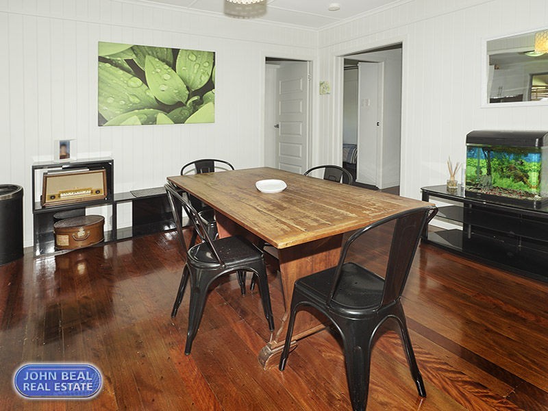 217 Scarborough Road, Scarborough QLD 4020