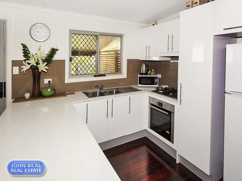 217 Scarborough Road, Scarborough QLD 4020