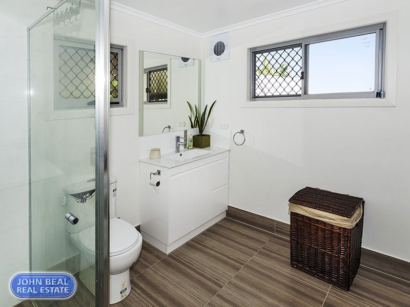 217 Scarborough Road, Scarborough QLD 4020