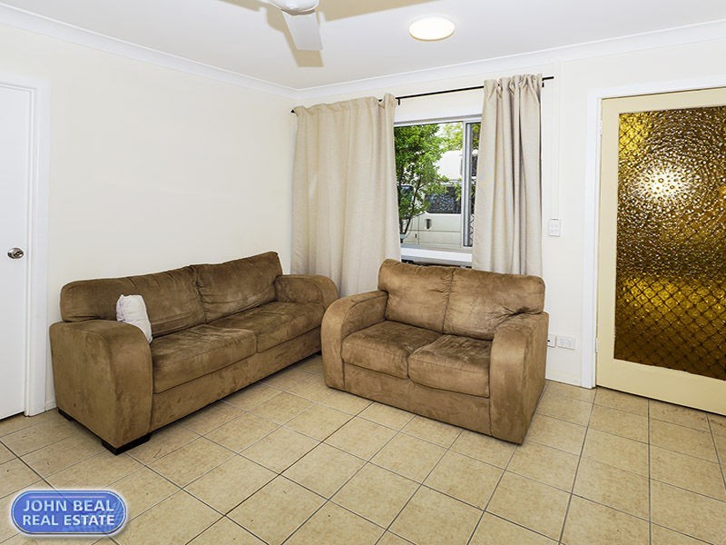 1/2 Southwell Street, Kippa-ring QLD 4021