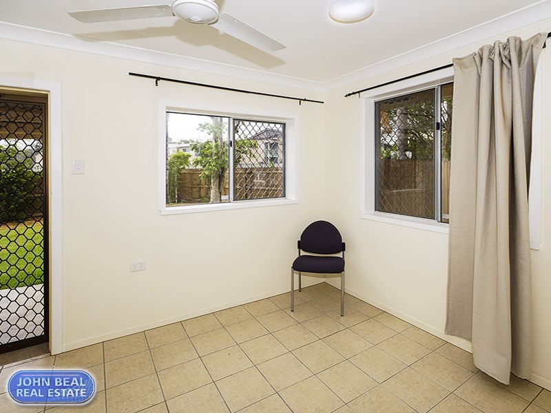 1/2 Southwell Street, Kippa-ring QLD 4021