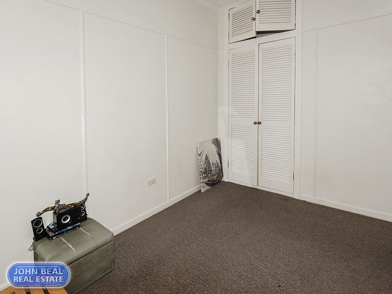 8 Barron Road, Margate QLD 4019