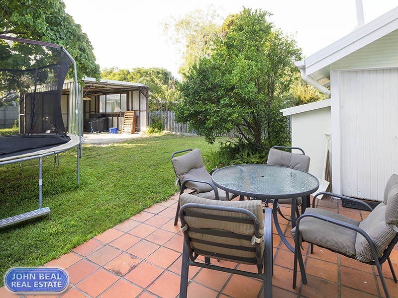 8 Barron Road, Margate QLD 4019