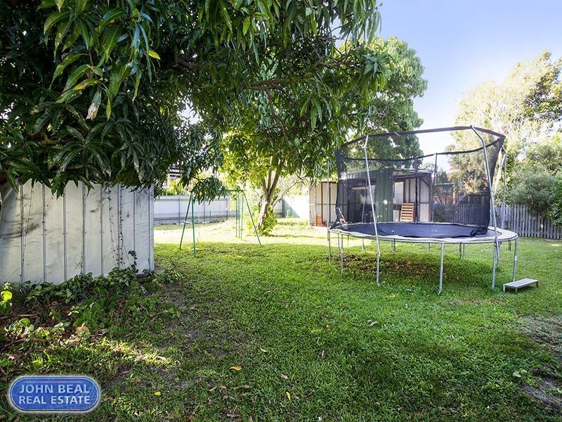 8 Barron Road, Margate QLD 4019