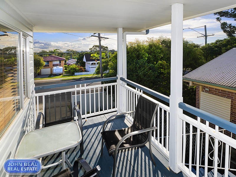 214 Scarborough Road, Scarborough QLD 4020