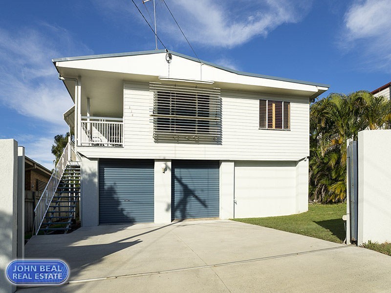 214 Scarborough Road, Scarborough QLD 4020
