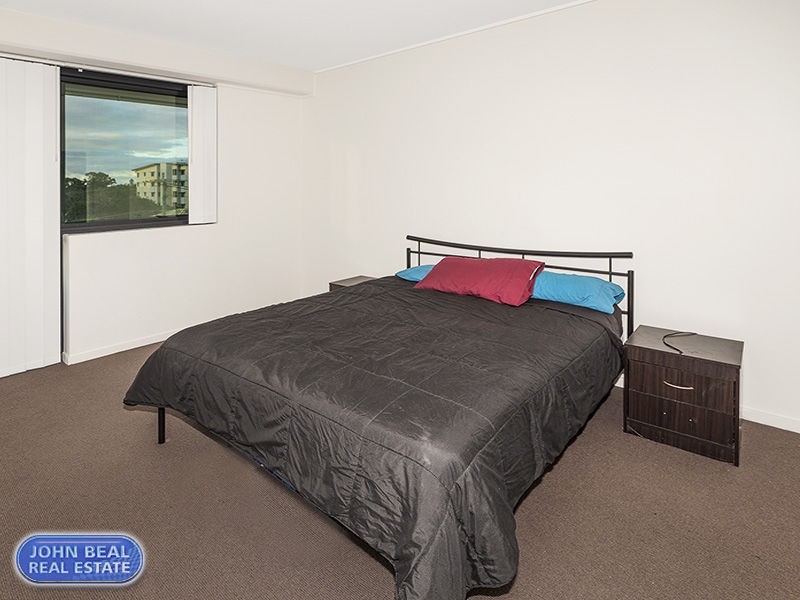 203/25 Dix Street, Redcliffe QLD 4020