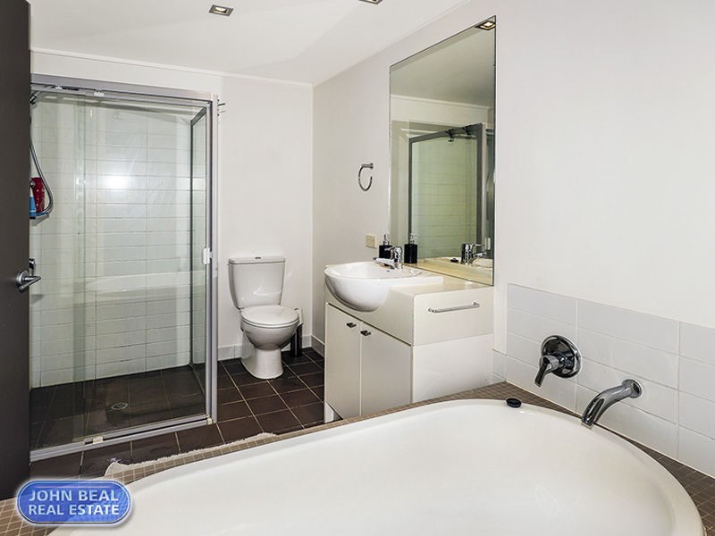 203/25 Dix Street, Redcliffe QLD 4020