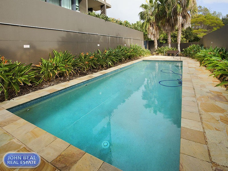 203/25 Dix Street, Redcliffe QLD 4020