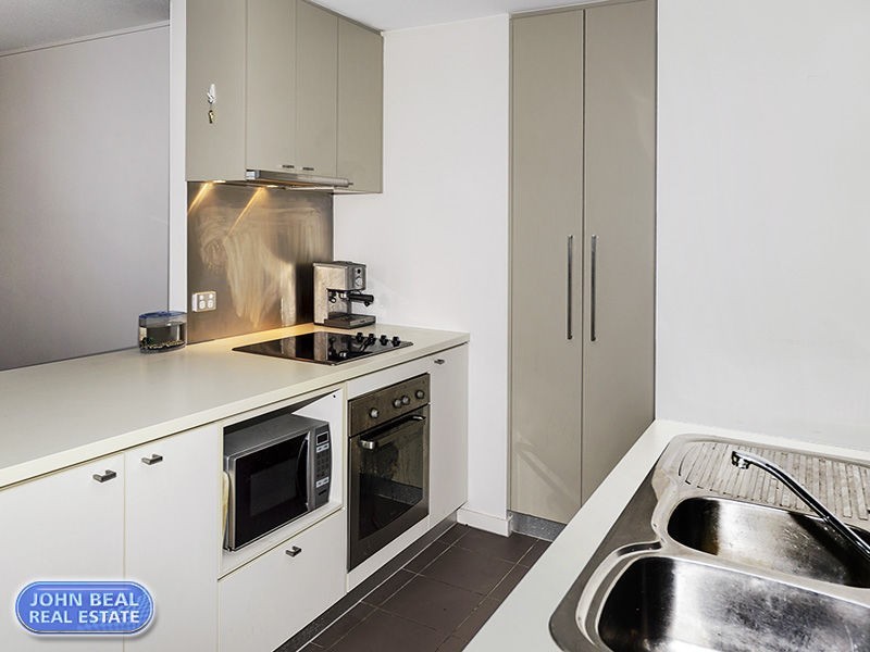 203/25 Dix Street, Redcliffe QLD 4020