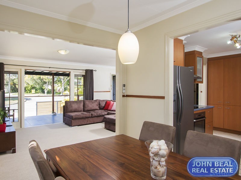 16 Esperanto Street, Redcliffe QLD 4020